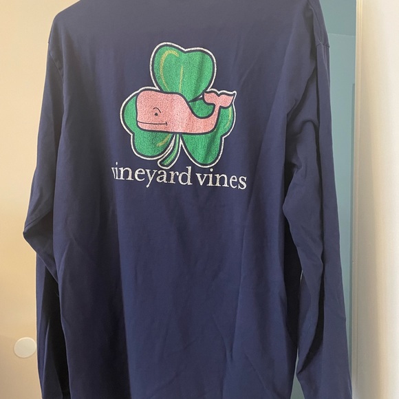 Vineyard Vines mens long sleeve t-shirt. Size Medium. Navy blue - Picture 2 of 3